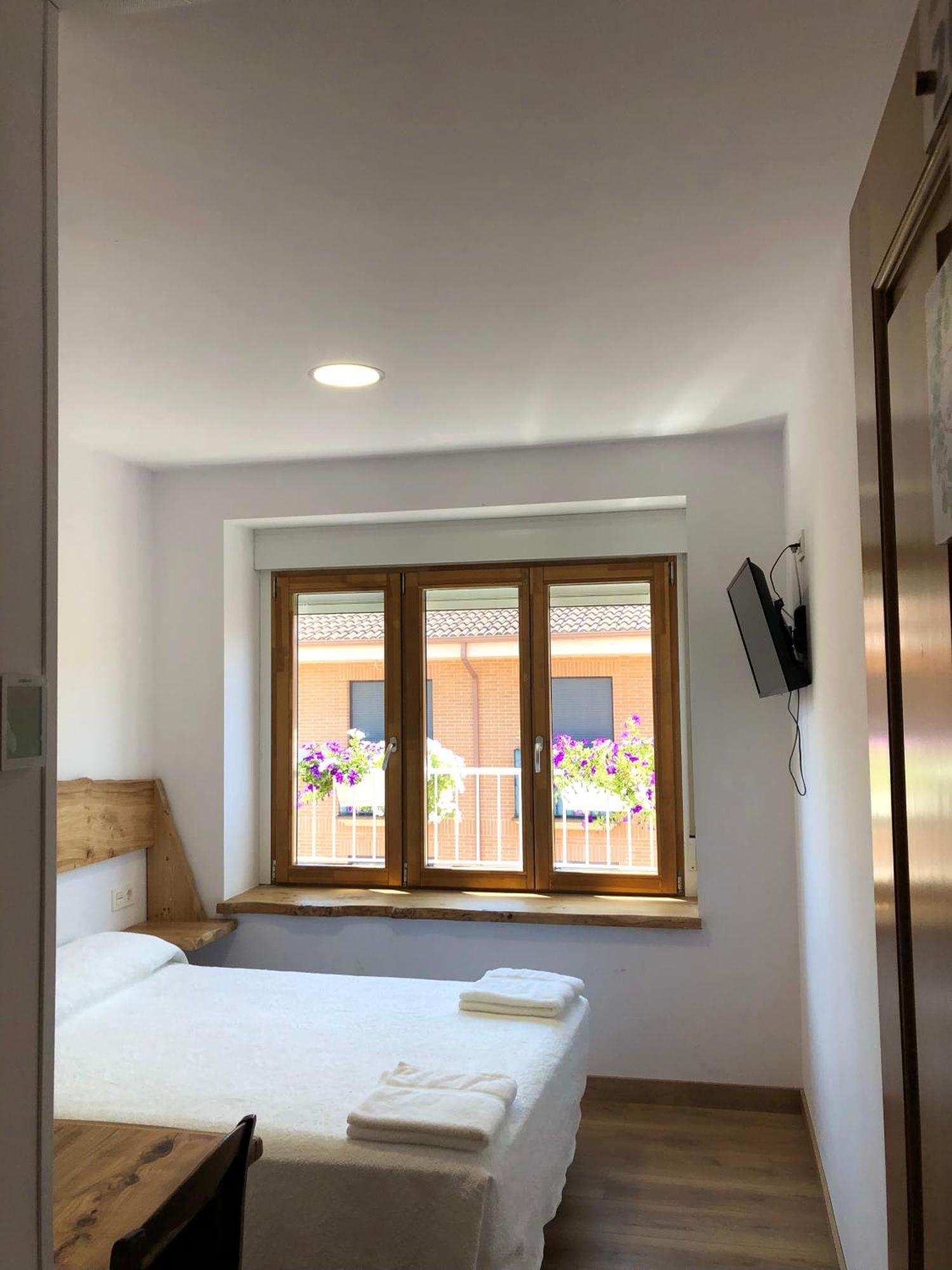 Hostal San Juan Sahagún المظهر الخارجي الصورة