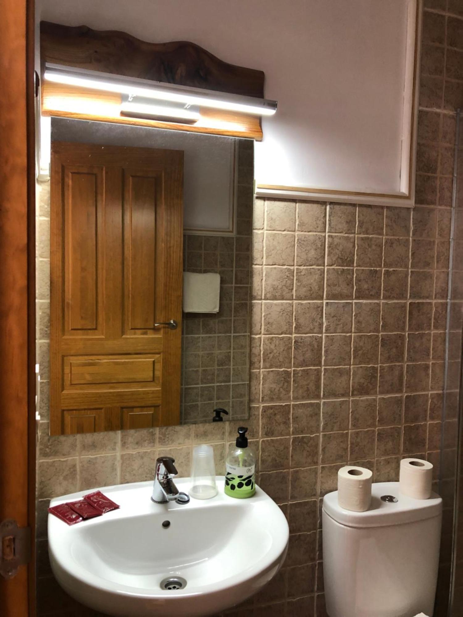 Hostal San Juan Sahagún الغرفة الصورة