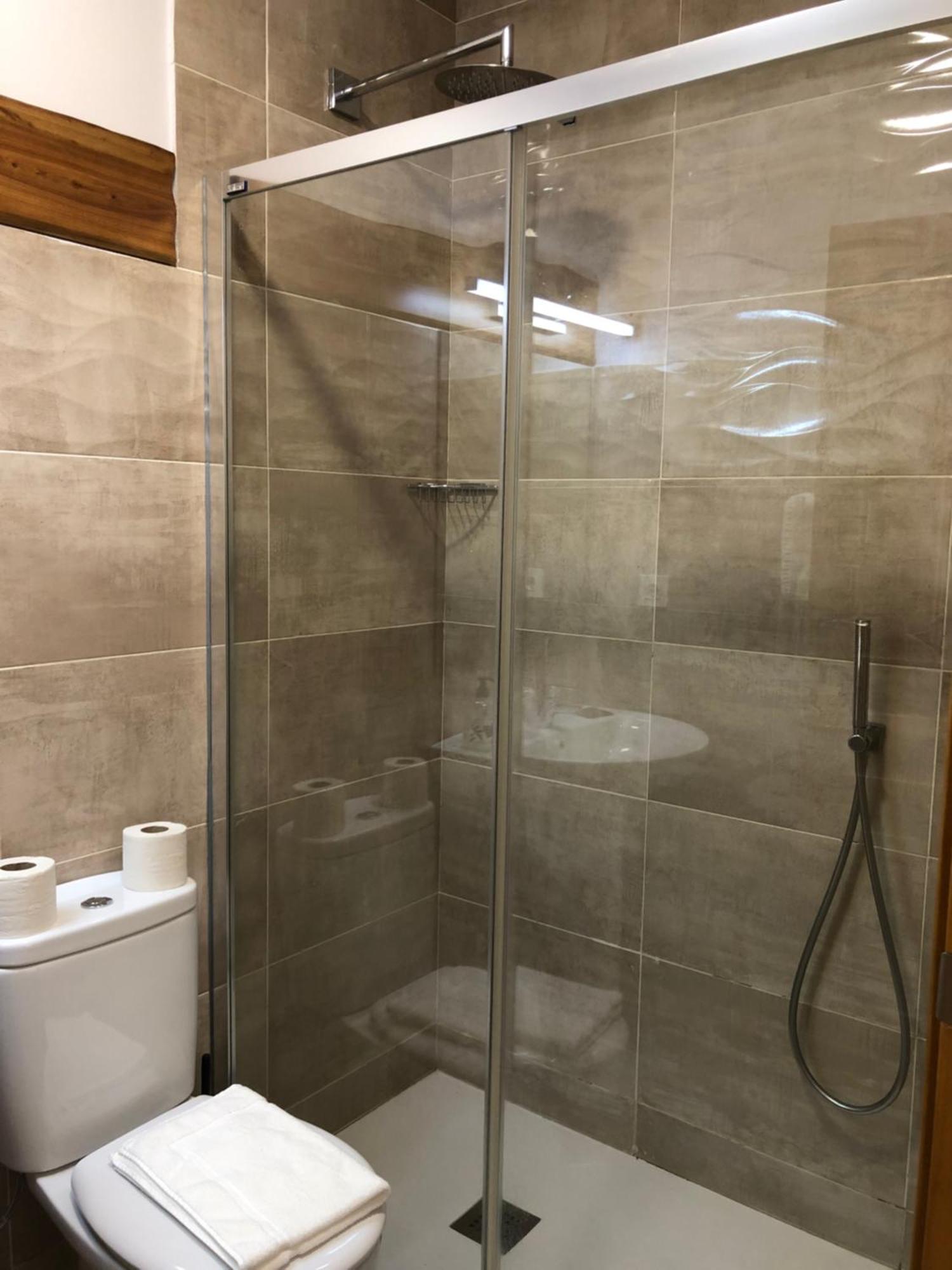 Hostal San Juan Sahagún الغرفة الصورة
